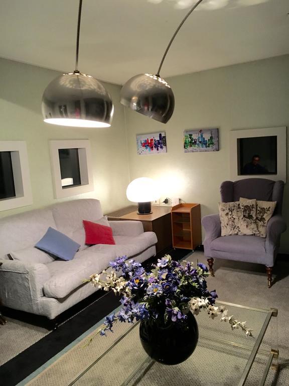 Roomy Apartment Duomo & San Babila Милано Екстериор снимка