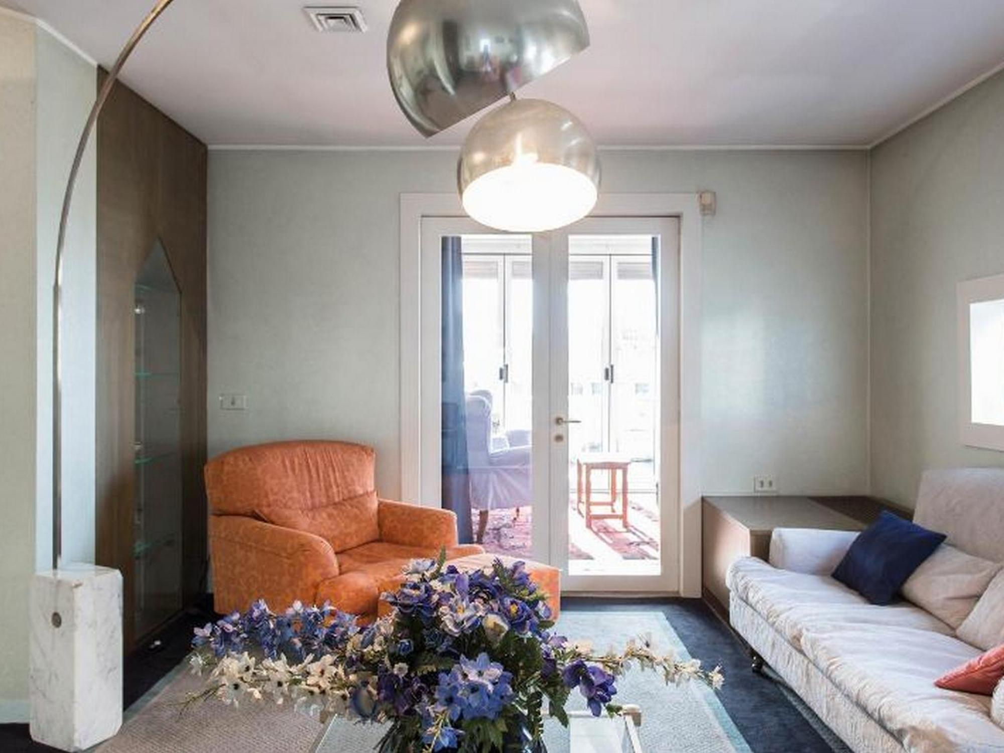 Roomy Apartment Duomo & San Babila Милано Екстериор снимка