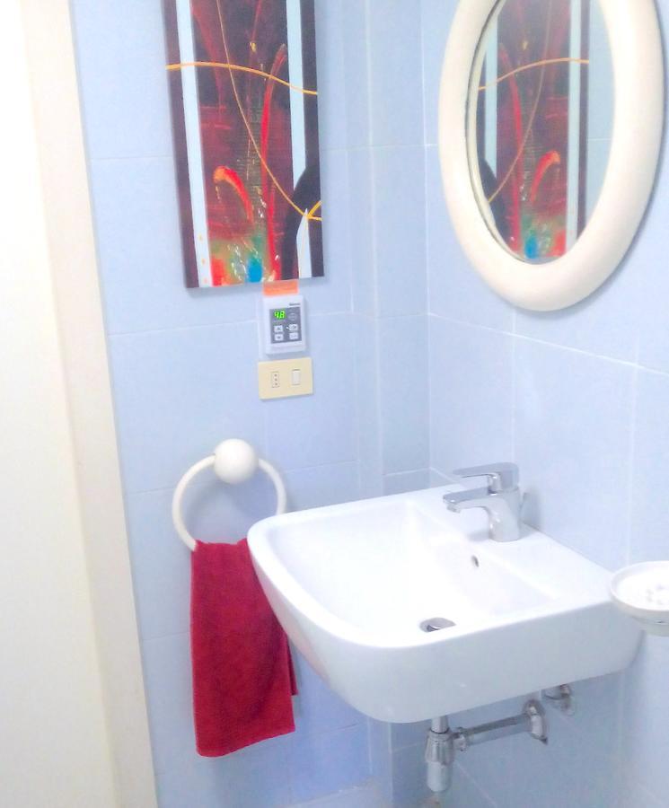 Roomy Apartment Duomo & San Babila Милано Екстериор снимка