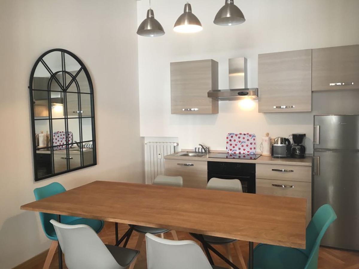 Roomy Apartment Duomo & San Babila Милано Екстериор снимка