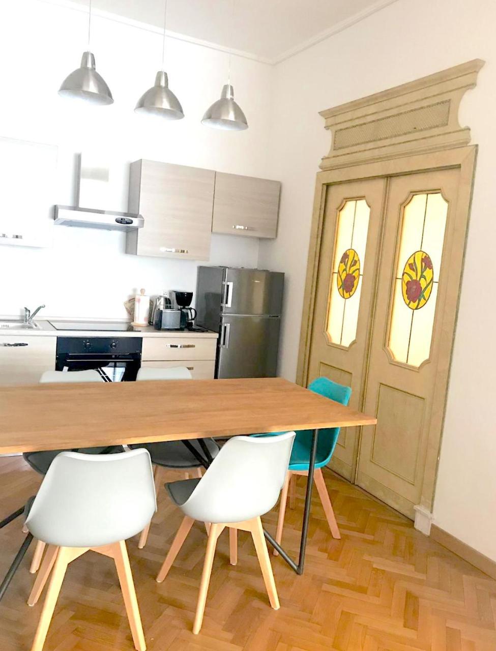 Roomy Apartment Duomo & San Babila Милано Екстериор снимка
