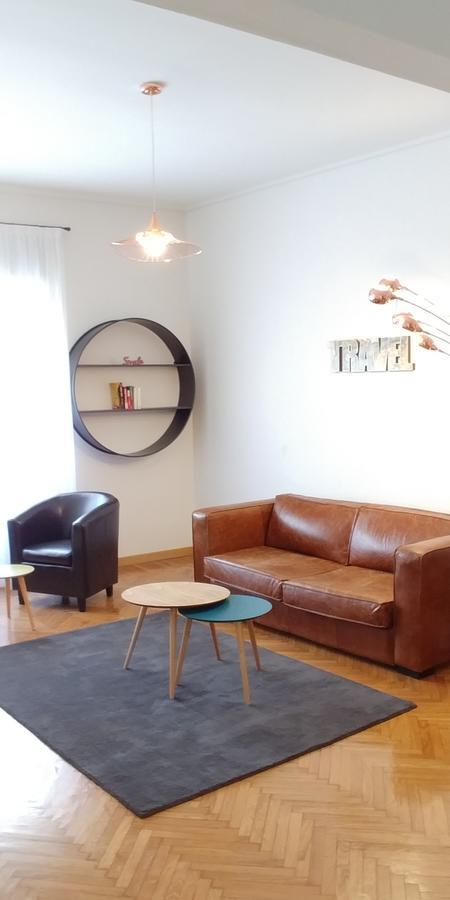 Roomy Apartment Duomo & San Babila Милано Екстериор снимка