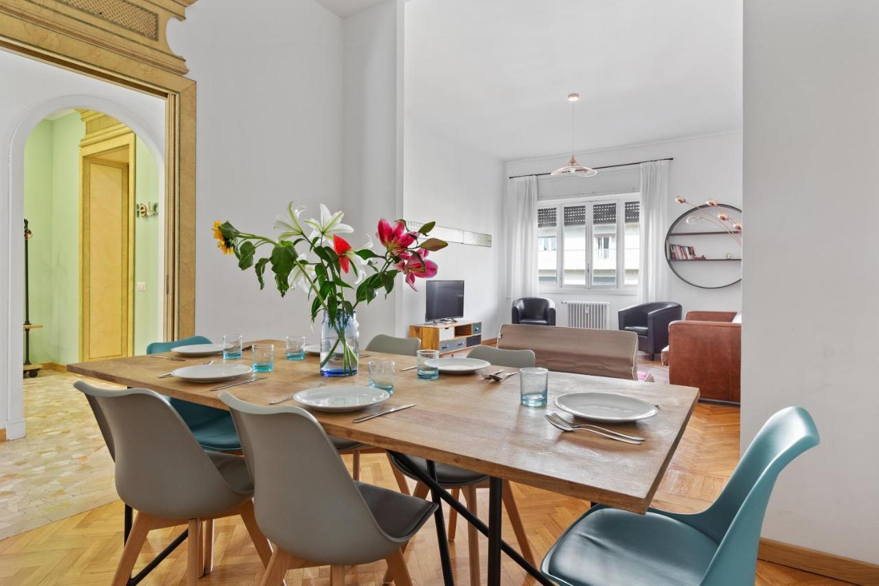 Roomy Apartment Duomo & San Babila Милано Екстериор снимка